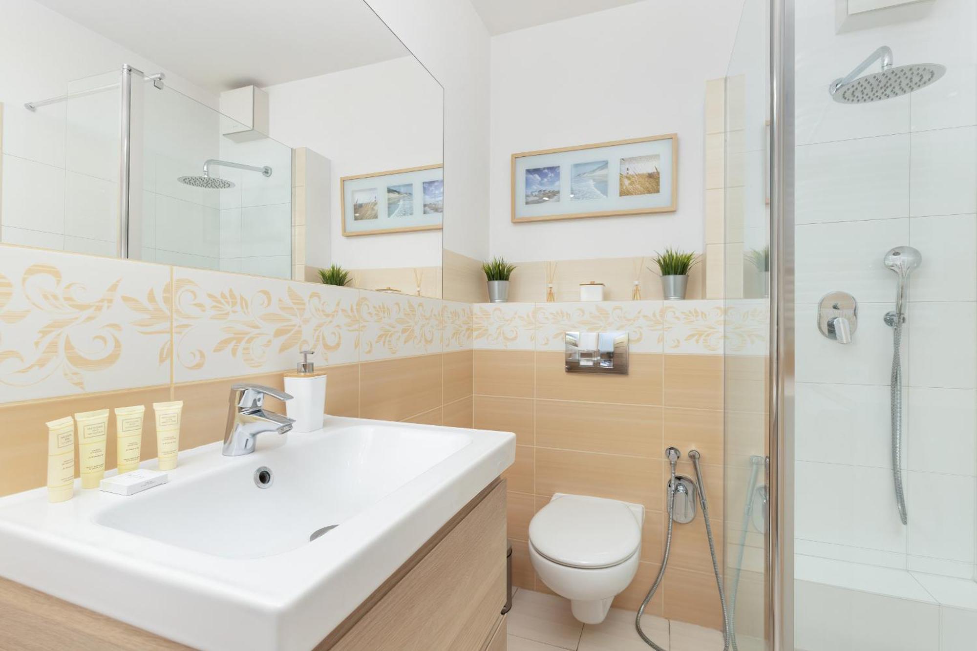 Jasny & Przestronny Apartament Z Balkonem I Parkingiem By Rent Like Home Gdynia Ngoại thất bức ảnh